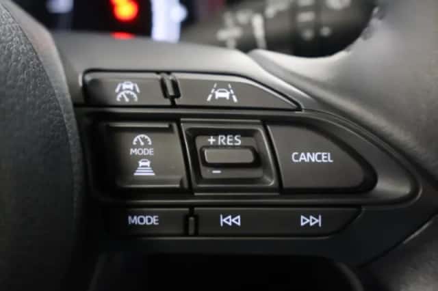 Toyota Yaris (2025) thumbnail 18