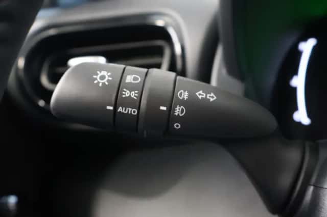 Toyota Yaris (2025) thumbnail 19