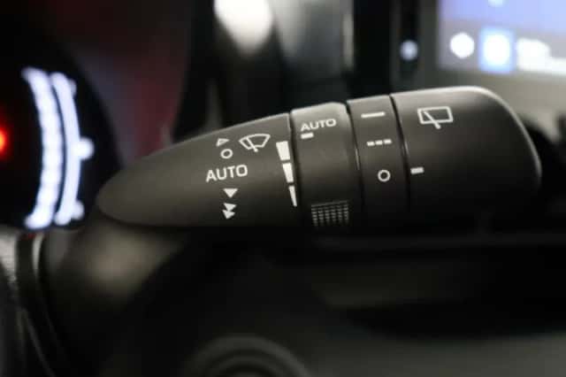 Toyota Yaris (2025) thumbnail 20