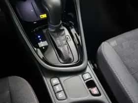 Toyota Yaris (2025) thumbnail 23