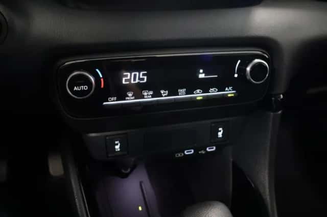 Toyota Yaris (2025) thumbnail 24