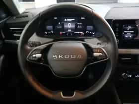 Škoda Kamiq (2020) thumbnail 15