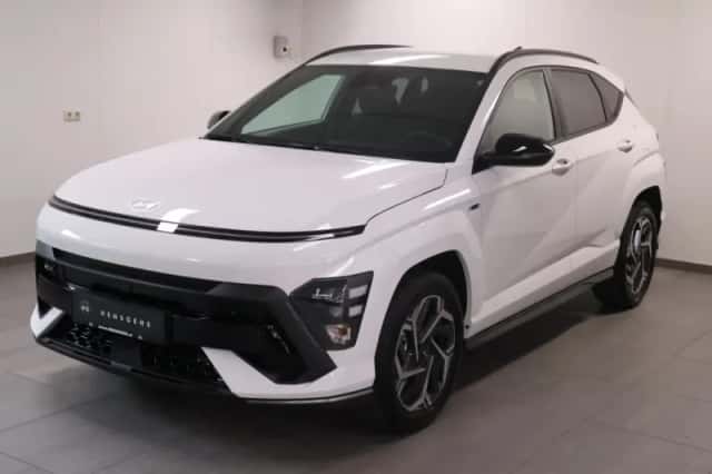 Hyundai Kona (2024) thumbnail 1