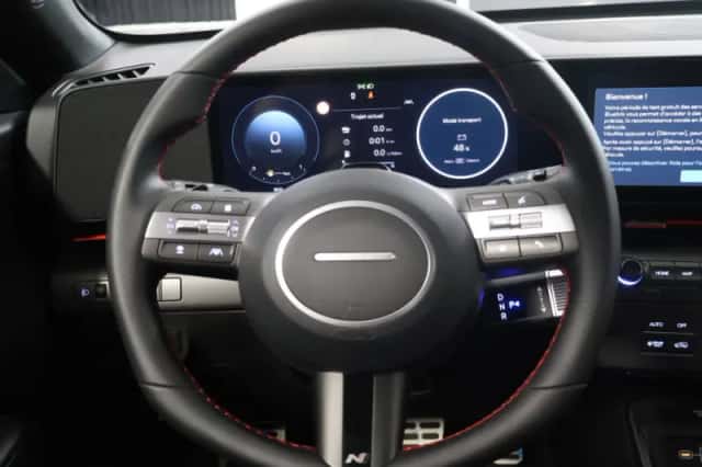 Hyundai Kona (2024) thumbnail 13