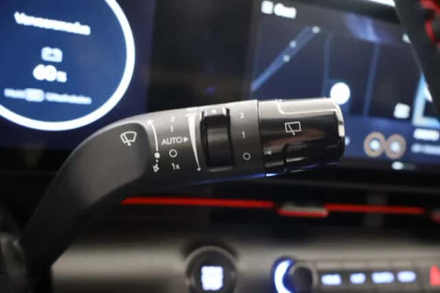 Hyundai Kona (2024) thumbnail 17