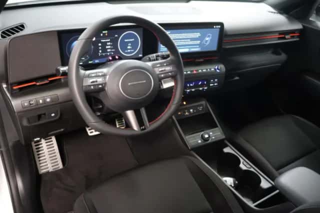 Hyundai Kona (2024) thumbnail 6