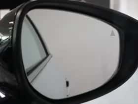 Mazda CX-30 (2024) thumbnail 37