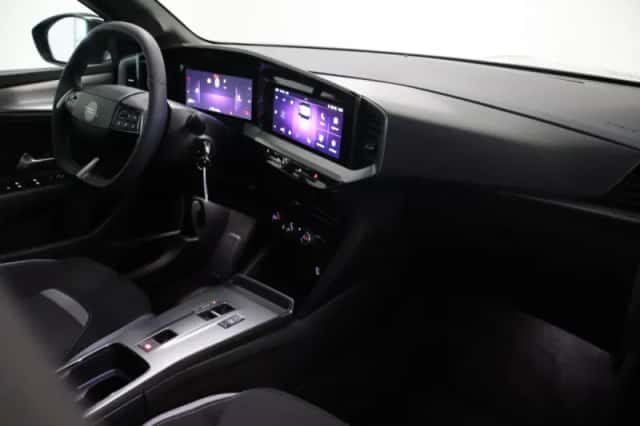 Opel Mokka (2023) thumbnail 11