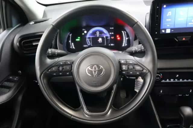 Toyota Yaris (2025) thumbnail 15