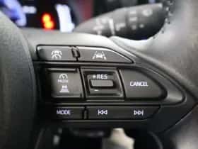 Toyota Yaris thumbnail 18