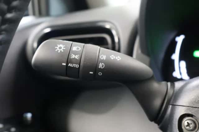 Toyota Yaris (2025) thumbnail 19
