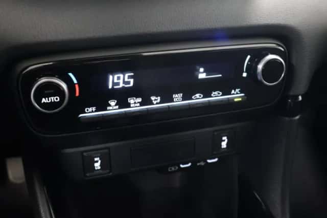 Toyota Yaris (2025) thumbnail 24