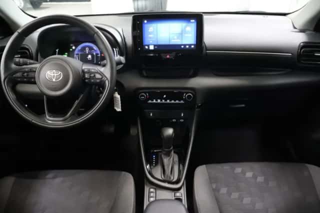 Toyota Yaris (2025) thumbnail 7