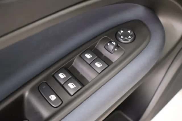 Alfa Romeo Junior (2024) thumbnail 15