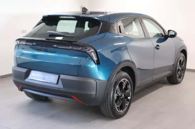 Alfa Romeo Junior (2024) thumbnail 3