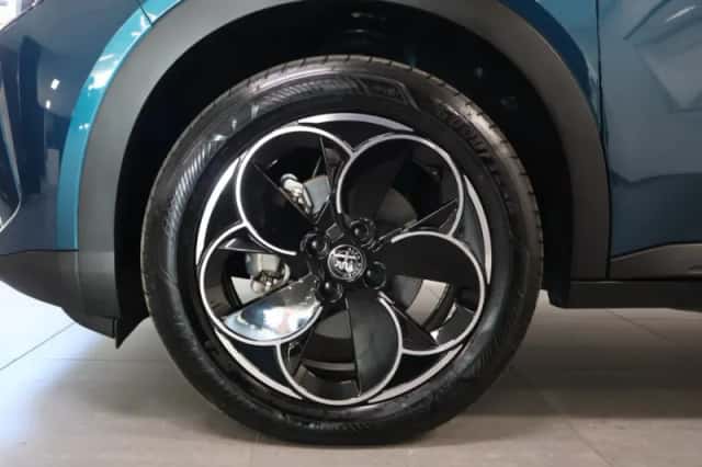 Alfa Romeo Junior (2024) thumbnail 5