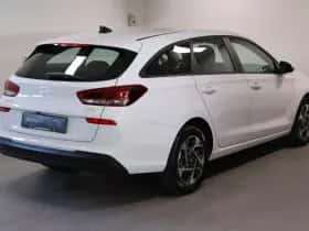 Hyundai i30 thumbnail 3