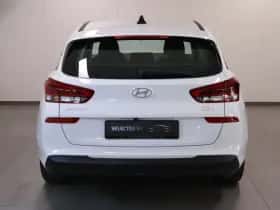 Hyundai i30 thumbnail 4
