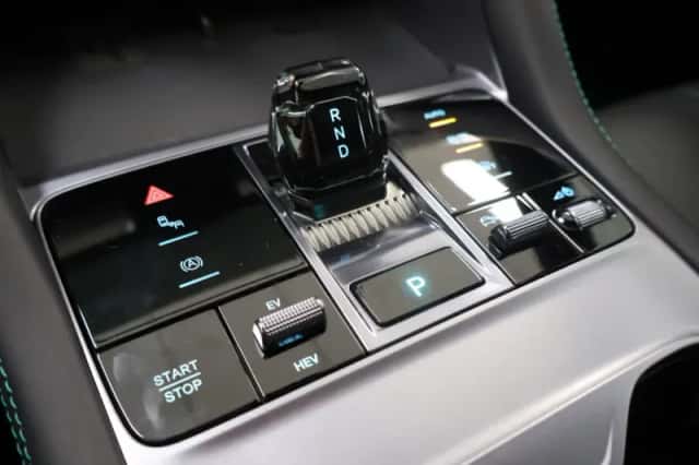 BYD Seal U (2024) thumbnail 36