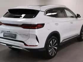 BYD Seal U thumbnail 3
