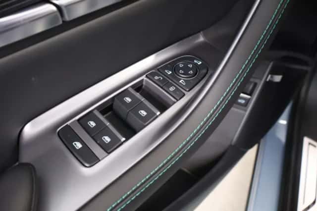BYD Seal U (2024) thumbnail 18