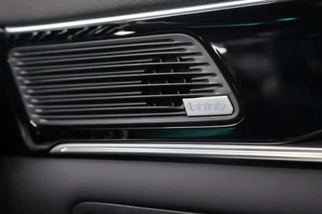 BYD Seal U (2024) thumbnail 38