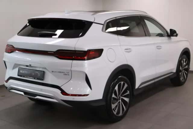 BYD Seal U (2024) thumbnail 3