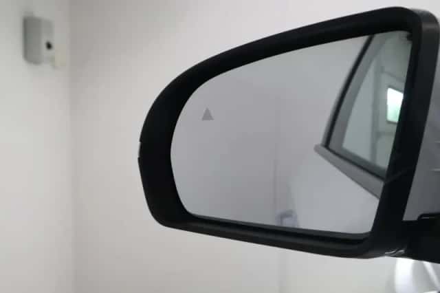 BYD Seal U (2024) thumbnail 38