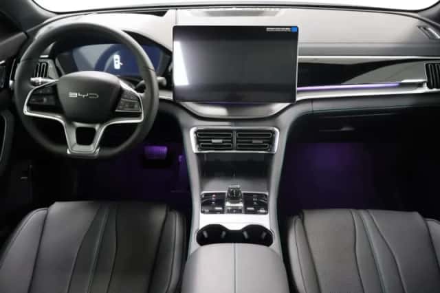 BYD Seal U (2024) thumbnail 5