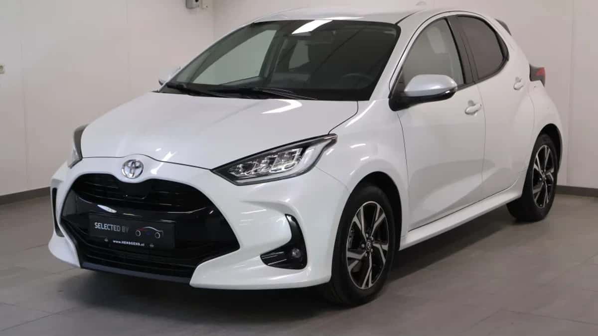 Toyota Yaris (2025) — foto 1