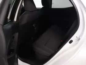 Toyota Yaris (2025) thumbnail 11