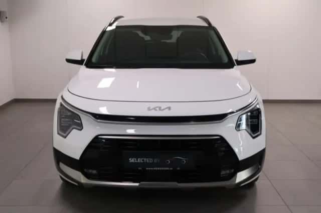 Kia Niro (2024) thumbnail 2
