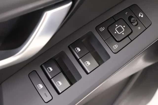 Kia Niro (2024) thumbnail 22