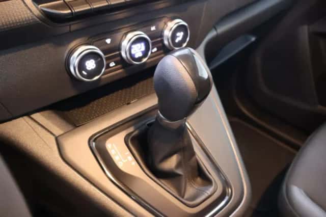 Nissan Townstar (2022) thumbnail 18