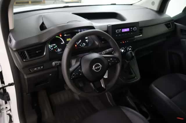 Nissan Townstar (2022) thumbnail 5