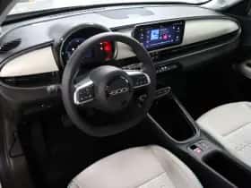Fiat 600E (2023) thumbnail 6
