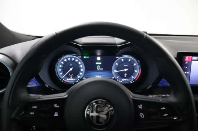 Alfa Romeo Tonale (2022) thumbnail 17