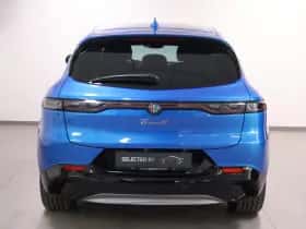Alfa Romeo Tonale (2022) thumbnail 4