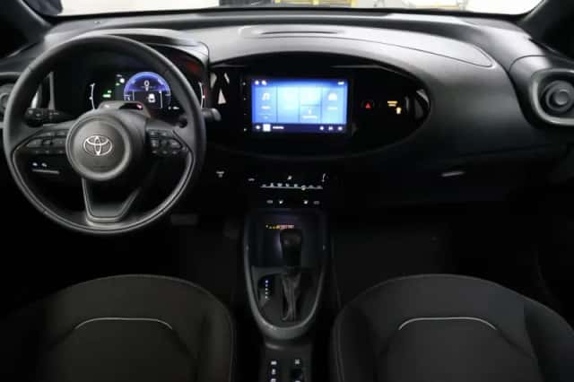 Toyota Aygo X (2025) thumbnail 6