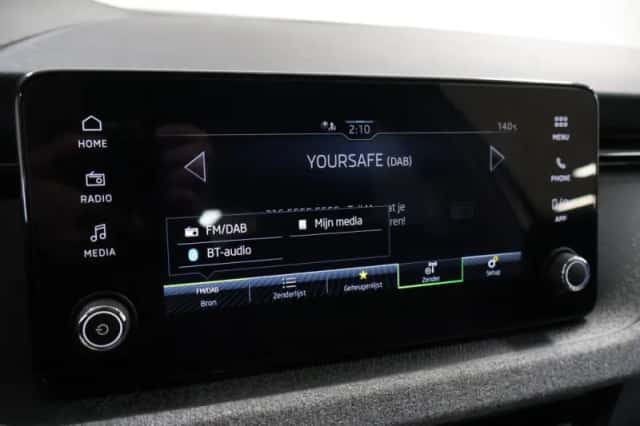 Škoda Kamiq (2020) thumbnail 24
