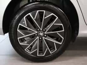 Škoda Kamiq (2020) thumbnail 5