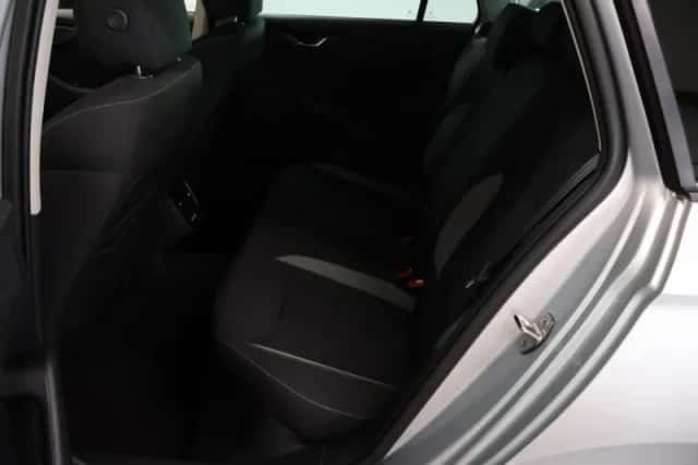 Škoda Kamiq (2020) thumbnail 10