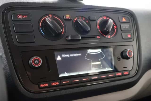 SEAT Mii (2018) thumbnail 24
