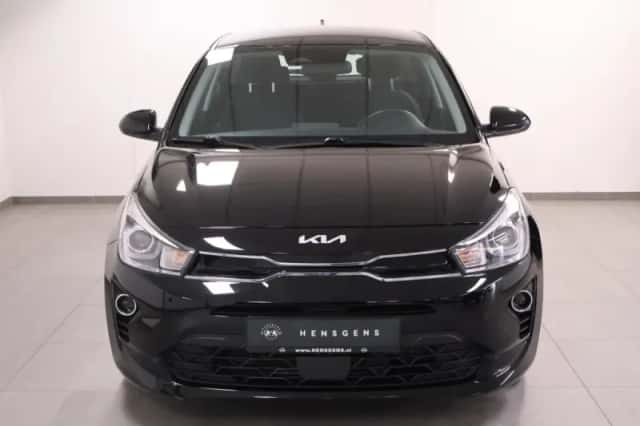 Kia Rio (2020) thumbnail 2