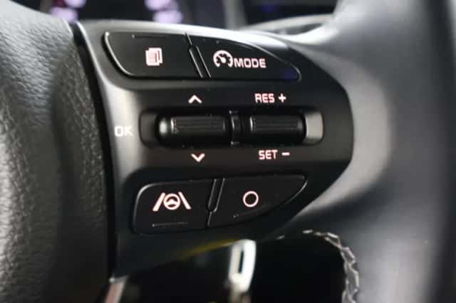 Kia Rio (2020) thumbnail 18