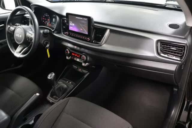 Kia Rio (2020) thumbnail 8