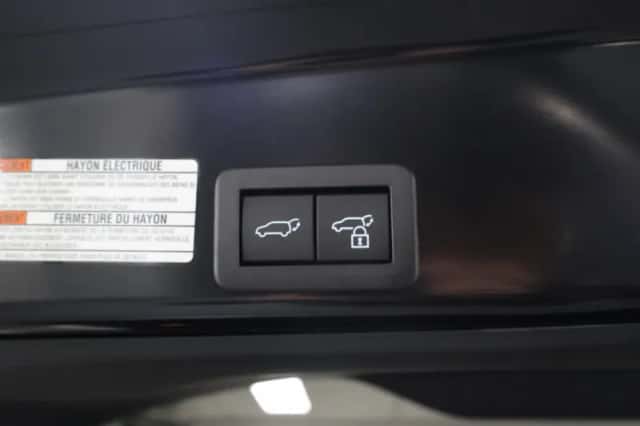 Toyota Yaris Cross (2024) thumbnail 32