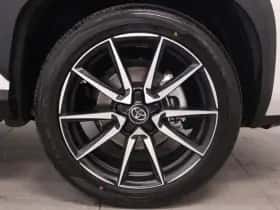 Toyota Yaris Cross (2024) thumbnail 5