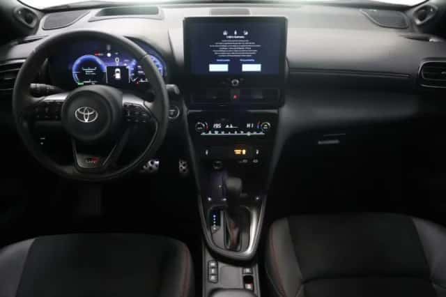 Toyota Yaris Cross (2024) thumbnail 7
