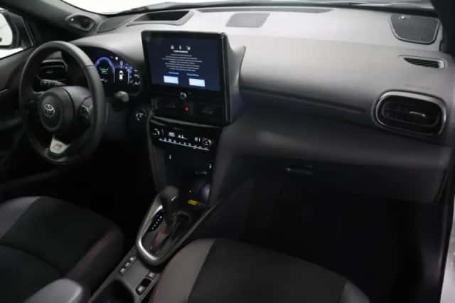 Toyota Yaris Cross (2024) thumbnail 8